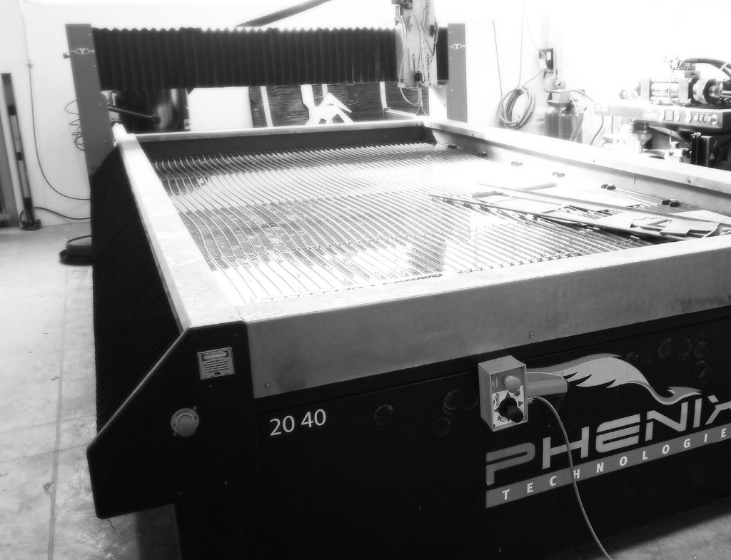 DÉCOUPE JET D’EAU